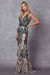 Everlasting Glamour: Shimmering Sequined Mermaid Gown for Unforgettable Occasions