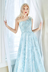 Allure Couture: Enchanting Evening Dress with Floral Embellishments