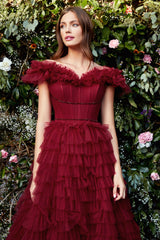 Enchanting Elegance: The Gown That Embodies Grace and Sophistication