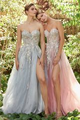 **Everlasting Elegance: Enchanting Sweetheart Gown for Unforgettable Occasions**