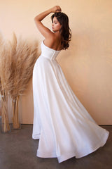 **Enchanting Cinderella Divine Bridal Masterpiece: CD0166W**