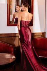 Cinderella Divine's Enchanting Corset Evening Gown: Shimmering Lace and a Graceful Sweep Train