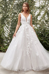 Cinderella Divine: Enchanting Tulle Gown with Floral Appliqués