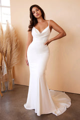 Enchanting Mermaid Gown: Shneuis's Captivating Silhouette for Special Occasions