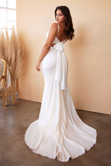 Enchanting Mermaid Gown for Modern Elegance | Shneuisan
