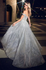 **Cinderella Divine CD853: Shimmering Elegance for Unforgettable Moments**