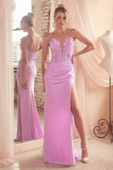 Captivating Curves in CINDERELLADIVINE's Fitted Lace Gown with Slit