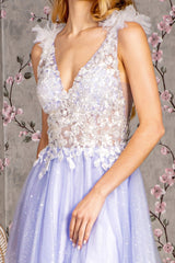 GLS by Gloria: Shimmering Appliqué Gown for Unforgettable Occasions