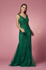 Ethereal Elegance: Embroidered Mermaid Dress for Enchanting Occasions