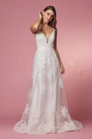 Theia Couture's Enchanting Lace Gown: A Symphony of Elegance for Special Occasions