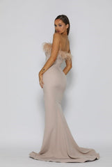 **Enchanting Dresses: Luxurious Allure for Unforgettable Moments**