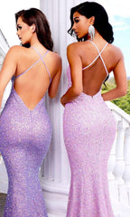 **Captivating Elegance: Portia and Scarlett's Shimmering Trumpet Gown**