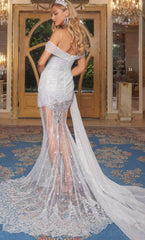 **Portia and Scarlett's Shimmering Mermaid Gown: A Symphony of Elegance**
