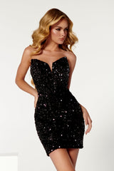 **Portia & Scarlett's Enchanting Sequin Gown: A Red Carpet Masterpiece**