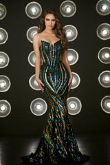 Portia and Scarlett's Shimmering Glamour: The Dress That Captivates