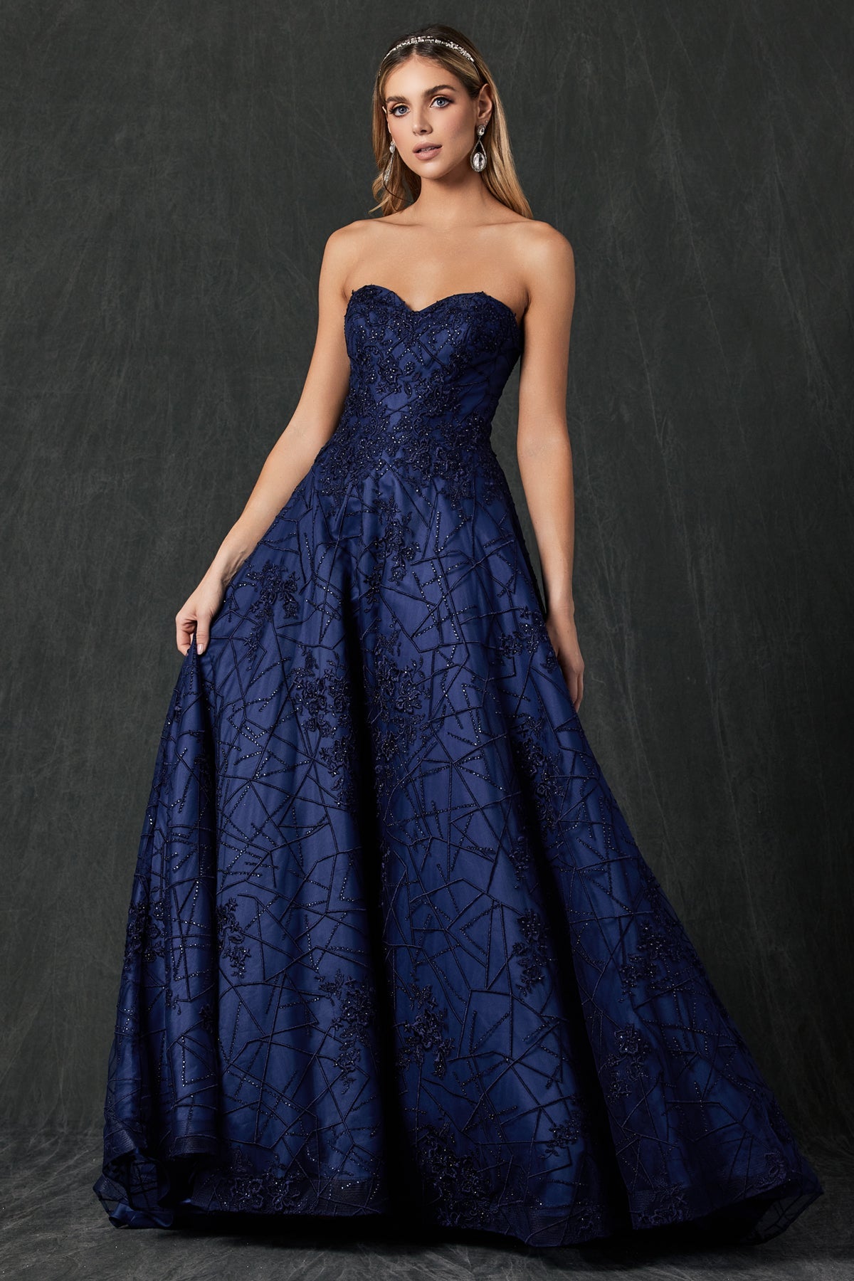 Ethereal Elegance: Graceful Embroidered Lace Ball Gown for Unforgettable Occasions