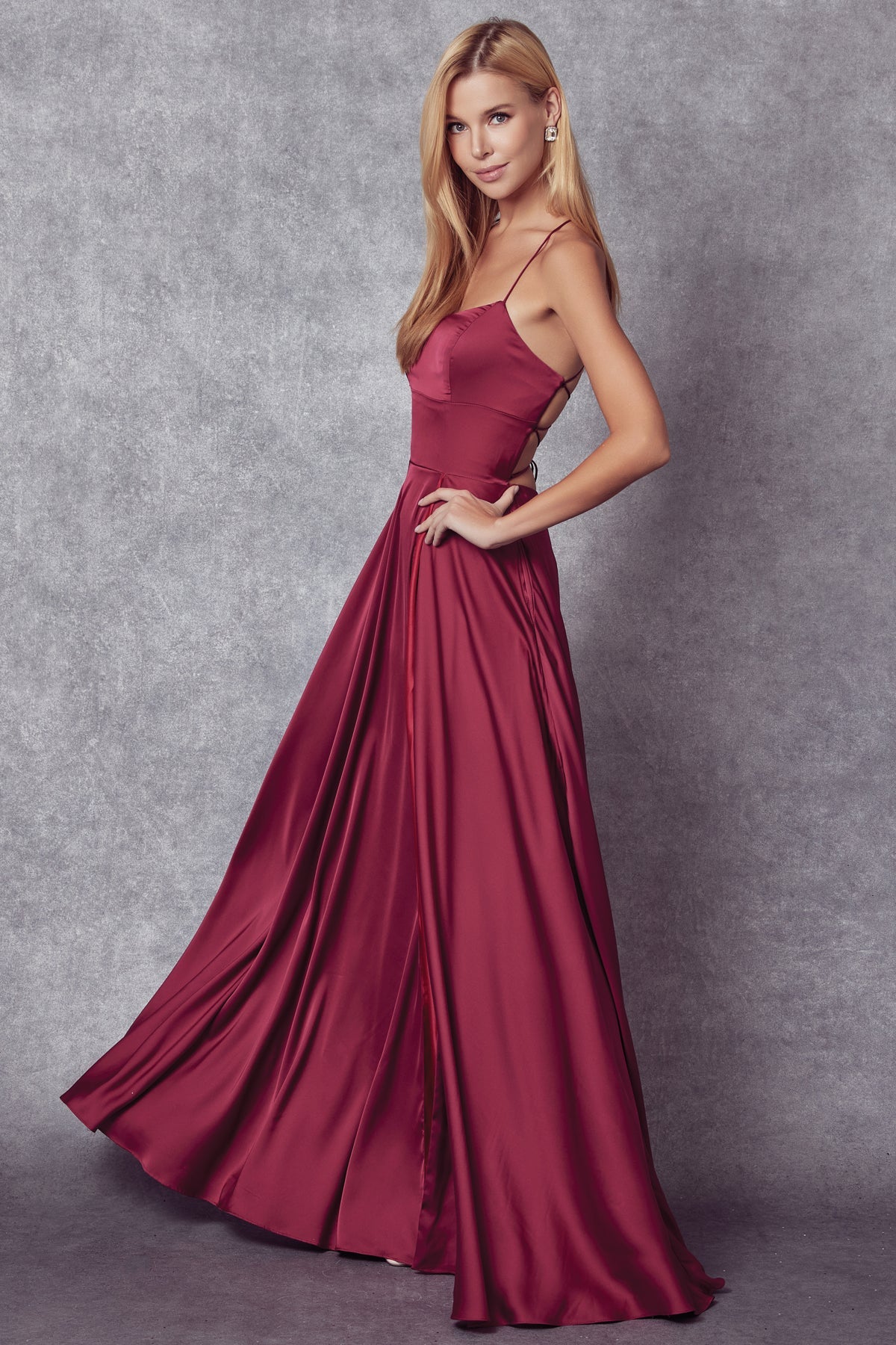 **Allure's Enchanting A-Line Gown: Elevate Your Evening Elegance**