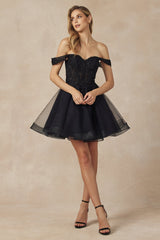 Shimmering Homecoming Magic: Enchanted Evenings' Captivating Glitter Tulle Dress
