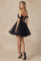 Shimmering Homecoming Magic: Enchanted Evenings' Captivating Glitter Tulle Dress