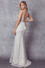 Divine Couture: Captivating Lace Prom Dress with Shimmering Accents