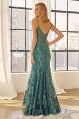 **Captivating Mermaid Gown: Shimmering Sequins, Ethereal Chiffon**