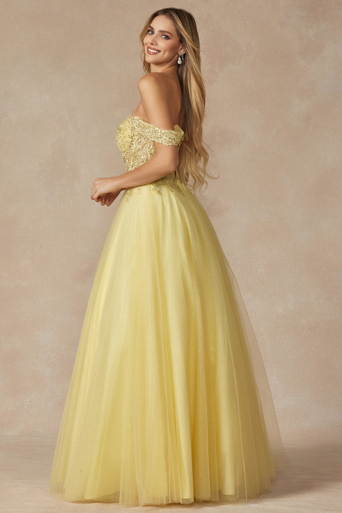 Enchanting Elegance Off-the-Shoulder Prom Gown: Shimmering Embroidered Tulle for Unforgettable Moments