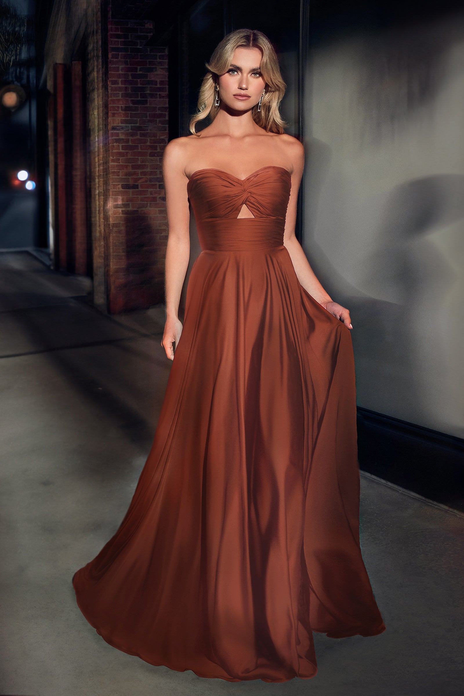 Captivating Elegance: Cinderella Divine's Strapless A-Line Gown for Formal Occasions