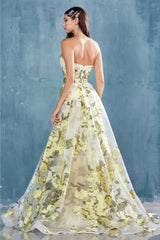 Enchanting Floral Dress: A Vision of Grace and Allure for Special Occasions