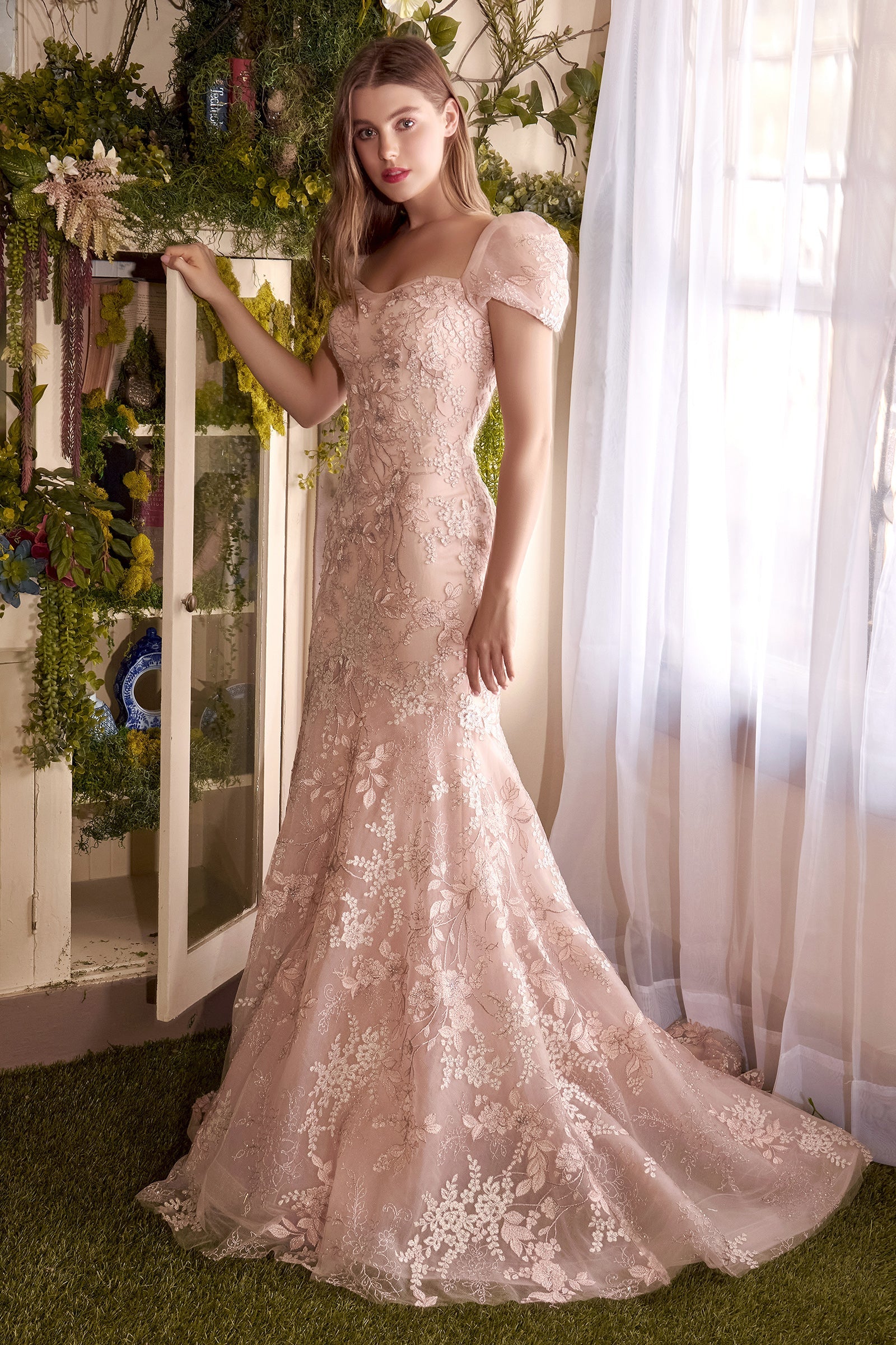 **Allure Couture's Enchanting Mermaid Gown: Grace and Radiance for Special Occasions**