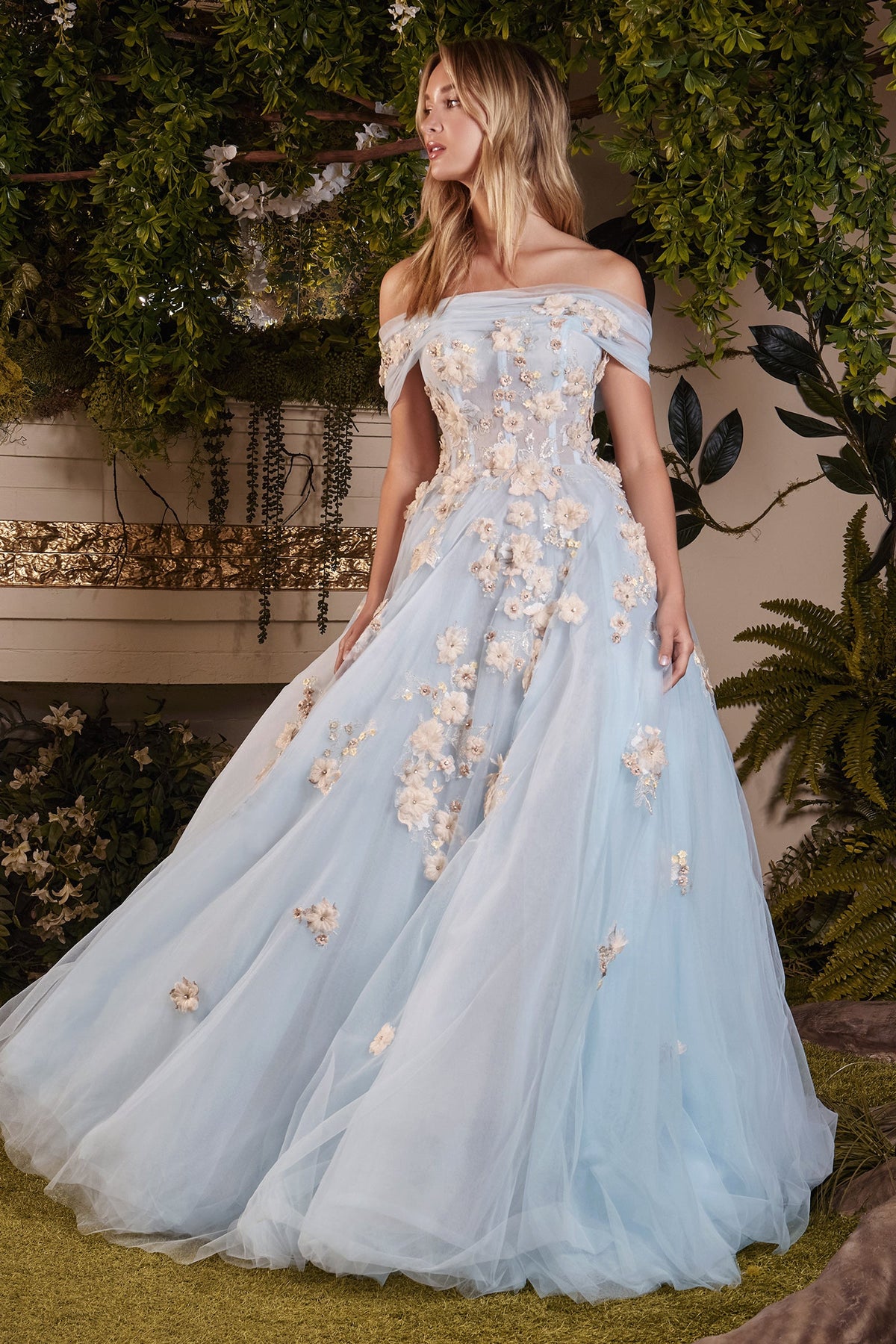 Everlasting Elegance: Enchanting Long Prom Dress with Detachable Puff Sleeves