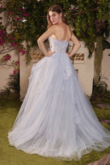 Everlasting Elegance: Enchanting Embroidered Lace Ball Gown for Unforgettable Occasions