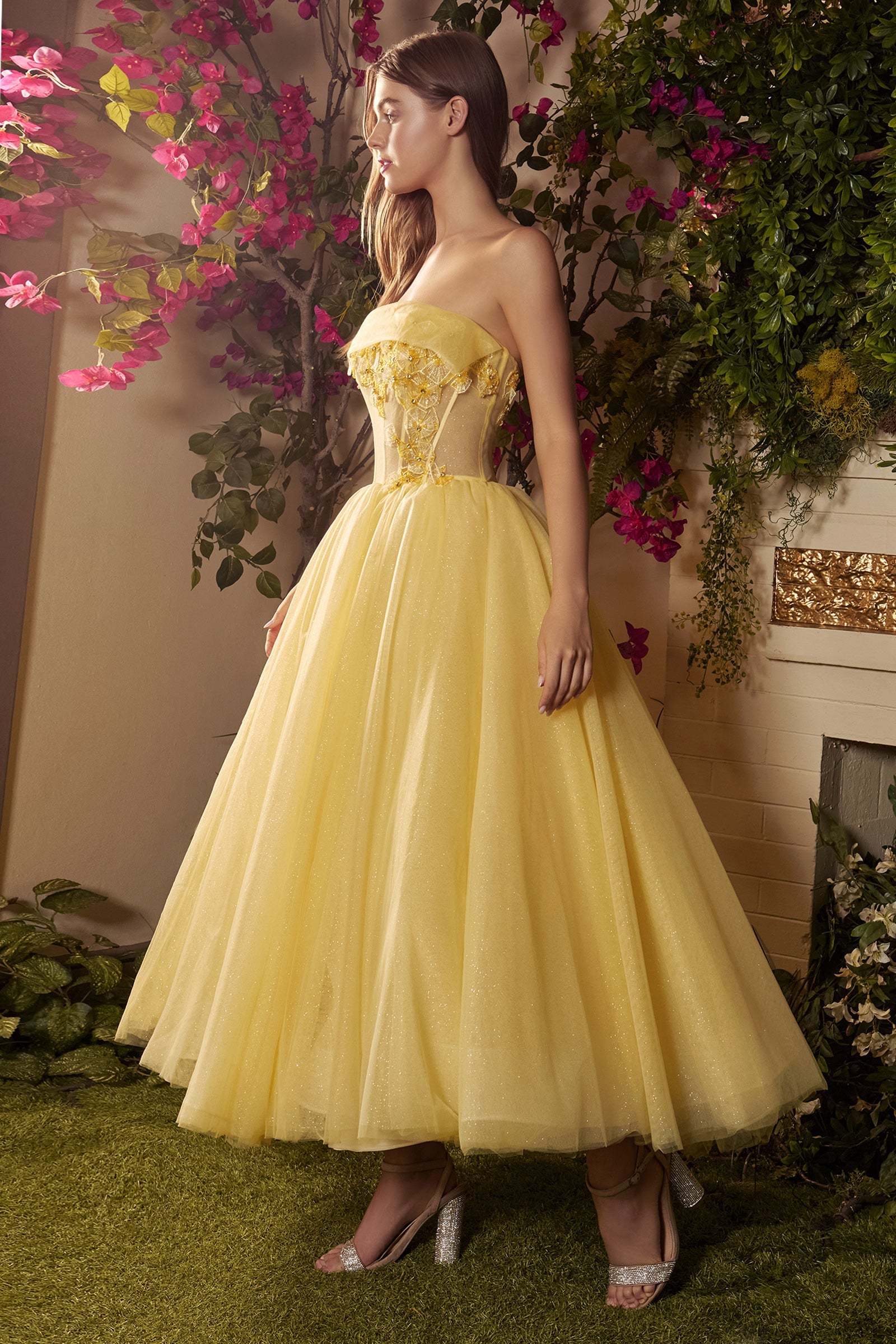 Enchanting Elegance: The Ethereal Gown for Unforgettable Moments