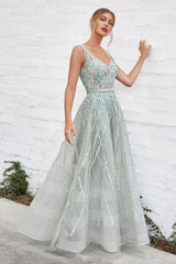 Divine Elegance: Enchanting Gown with Intricate Beadwork and Lattice-Like Skirt