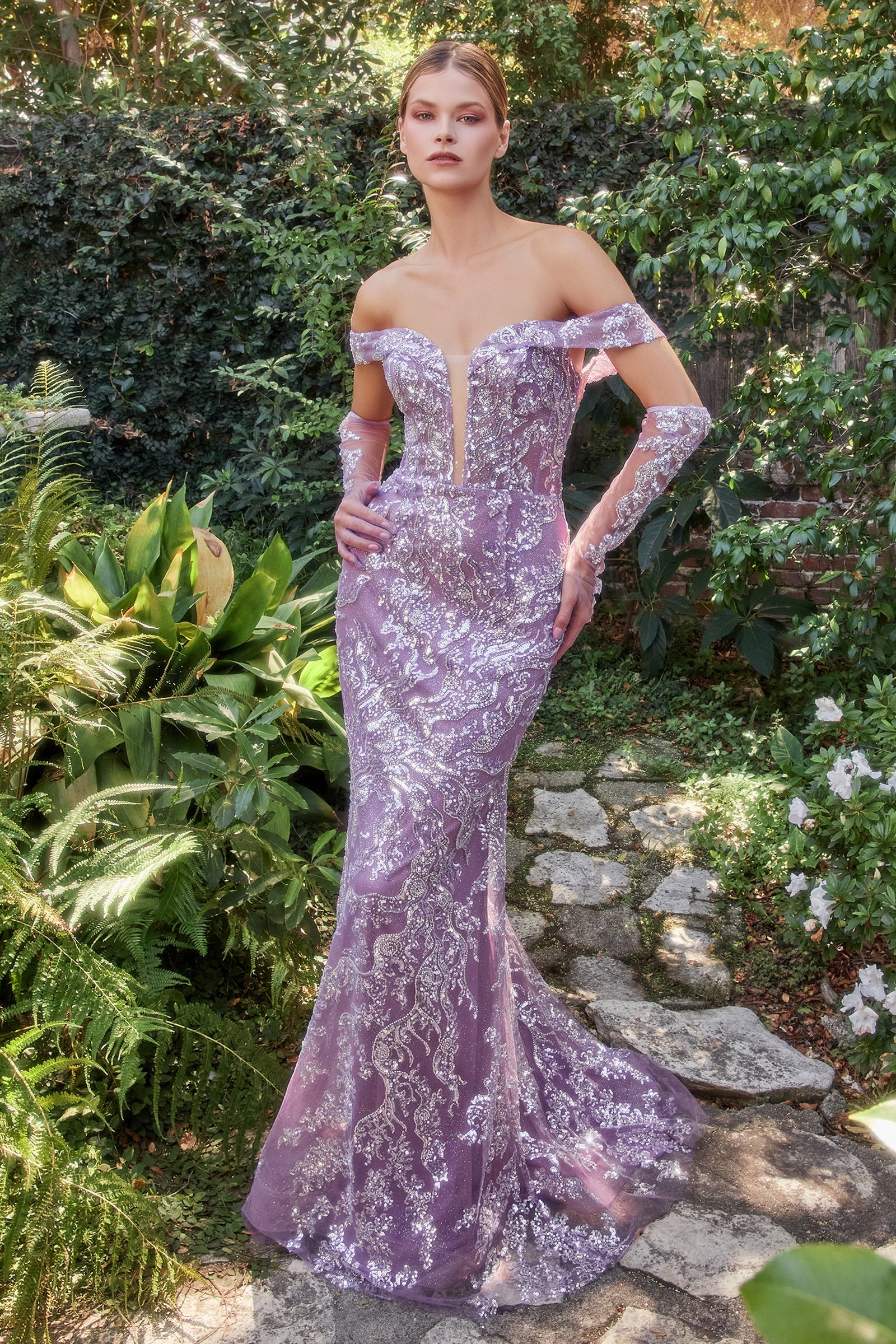 Willow & Grace: Cascading Elegance for Unforgettable Moments