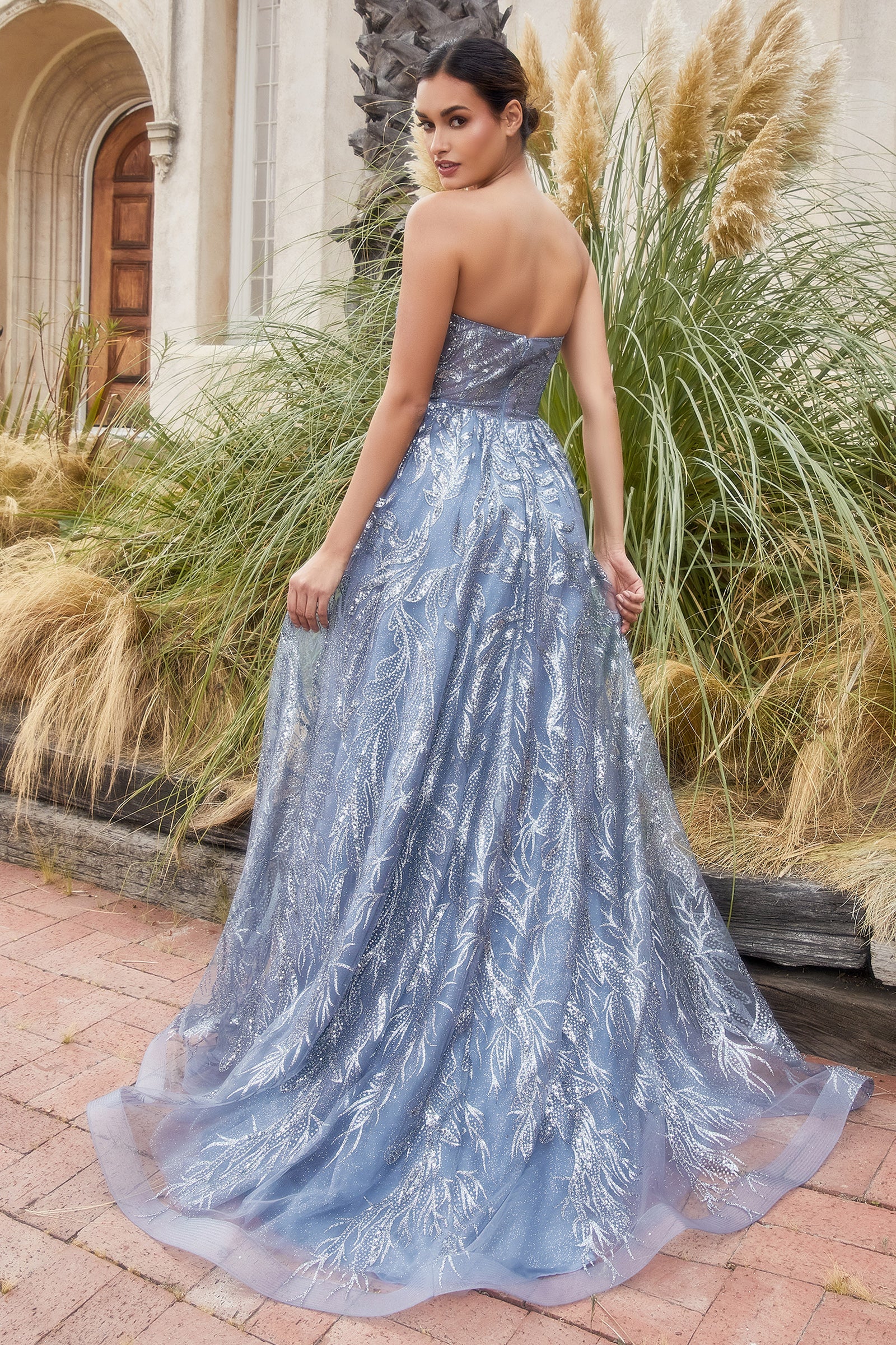 Enchanting Elegance: Captivating Leaf Beaded Gown for Unforgettable Occasions