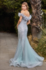**Ever-Pretty's Captivating Feathered Trumpet Gown for Petite Frames**