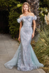 **Ever-Pretty's Captivating Feathered Trumpet Gown for Petite Frames**