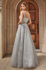 **Embrace Opulence: Shimmering Tulle Gown with Intricate Beadwork**