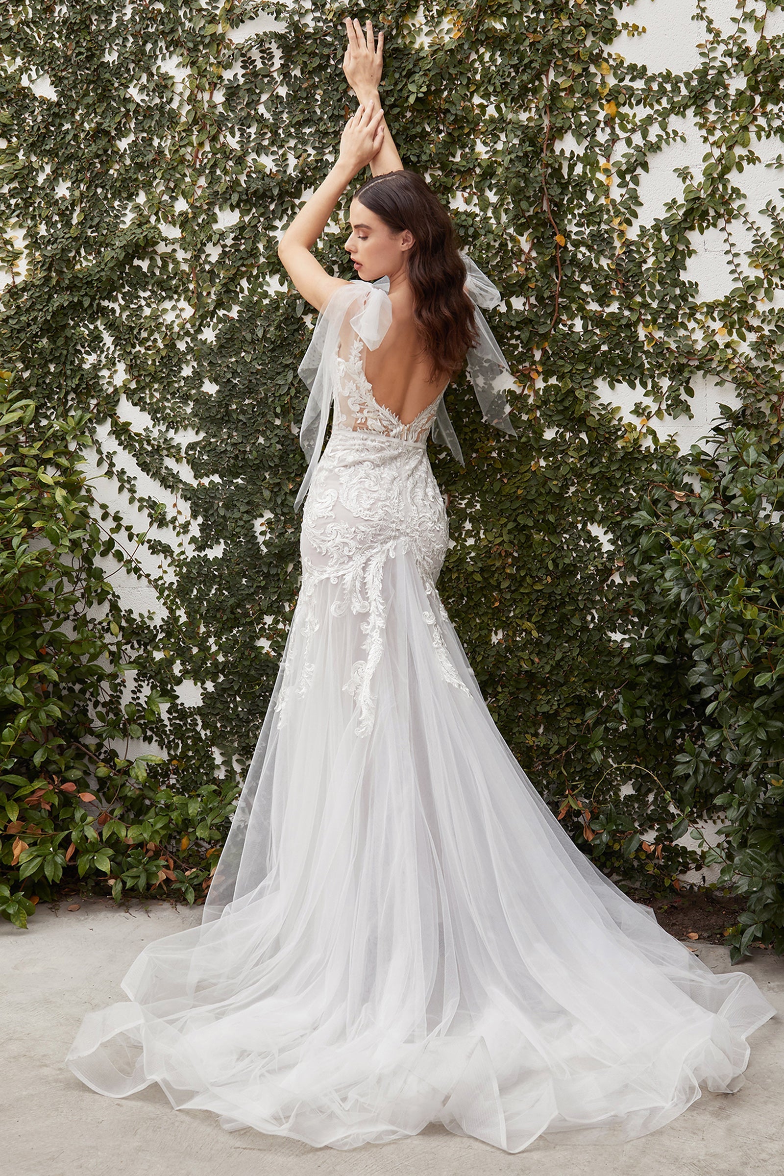 Enchante with Cinderella Divine: The Ethereal A1086W Gown for Unforgettable Moments