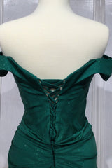 **Cinderella Divine's Shimmering Glamour: The Epitome of Sophistication**