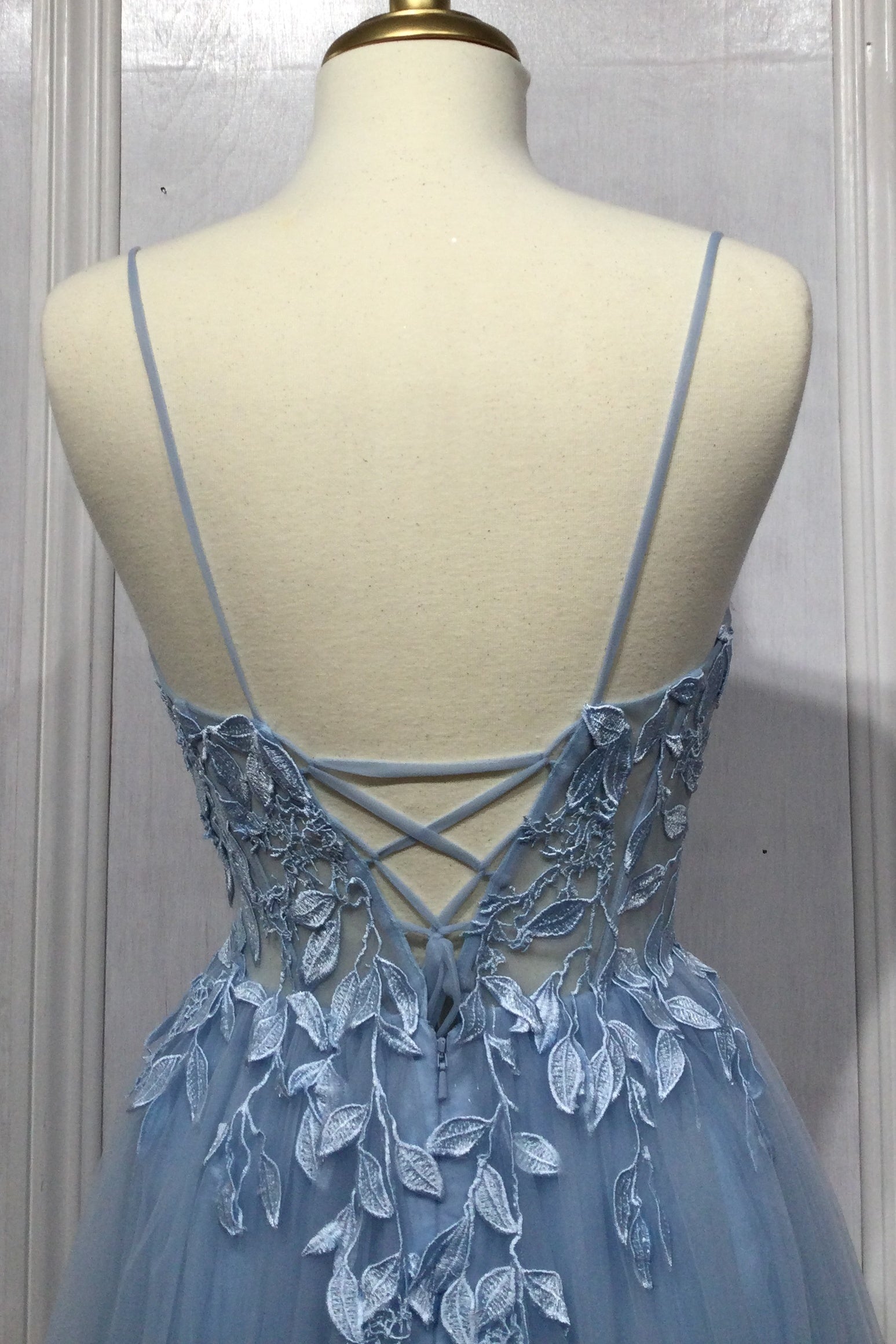 Enchanting Lace AppliquÃ© Gown for Unforgettable Occasions by Cinderella Divine