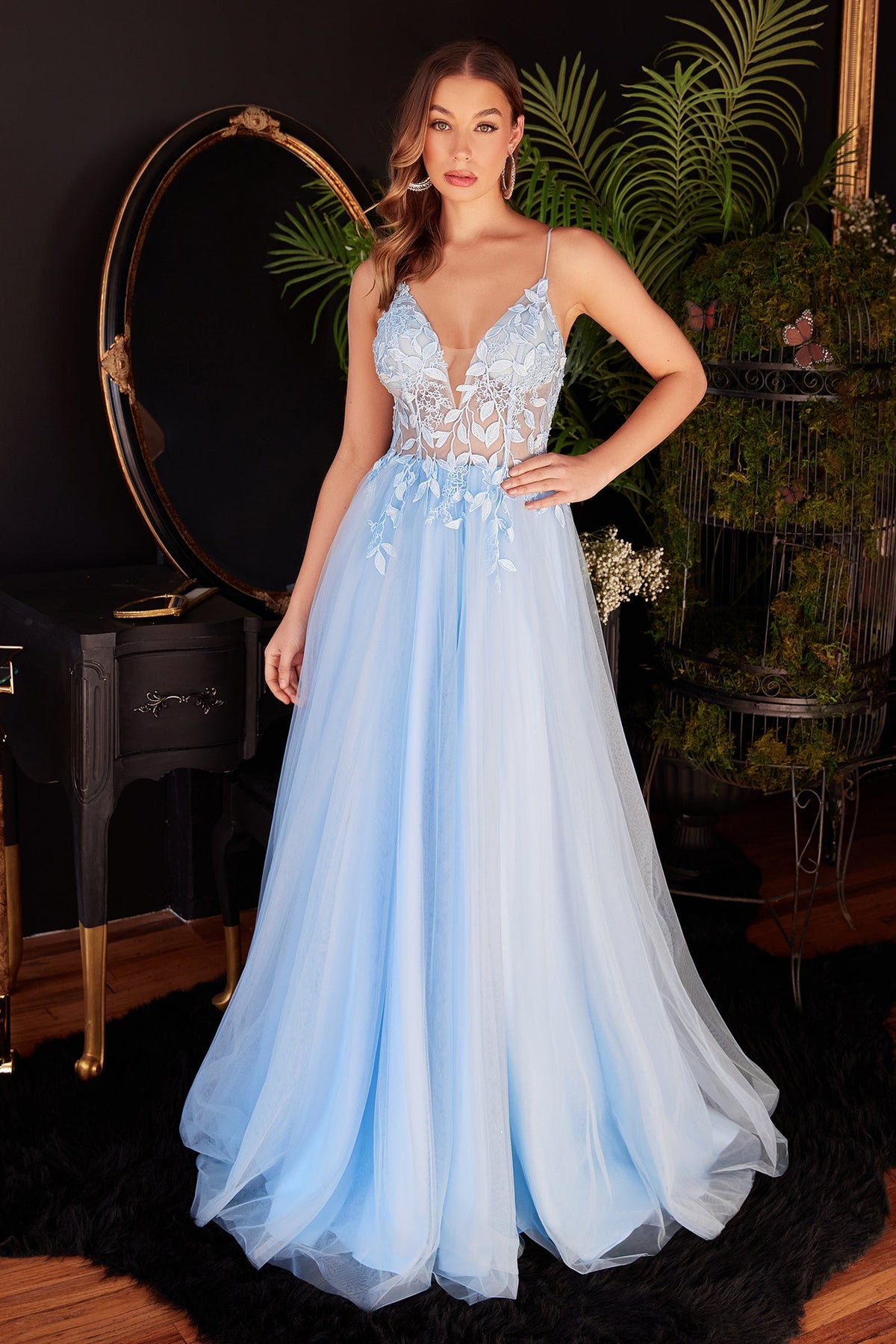 Cinderella Divine: Enchanting Leaf Lace AppliquÃ© Gown for Unforgettable Occasions