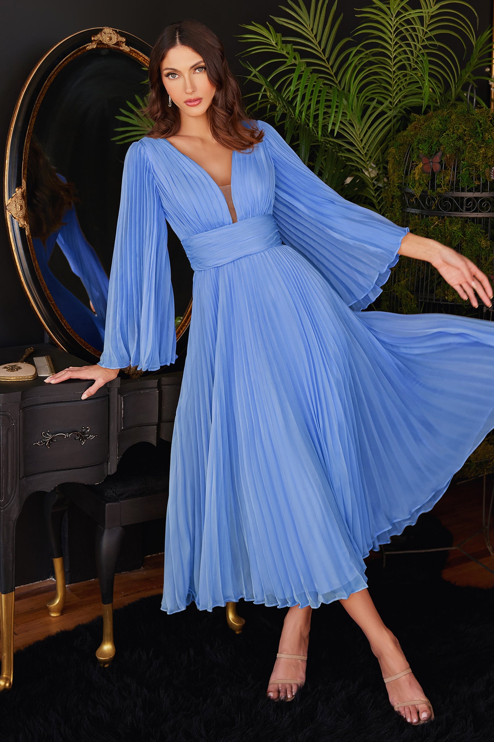 Cinderella Divine: Pleated Chiffon Dress for Sophisticated Occasions