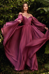 Cinderella Divine's Ethereal Gown: Fluttery Silhouette for Unforgettable Occasions
