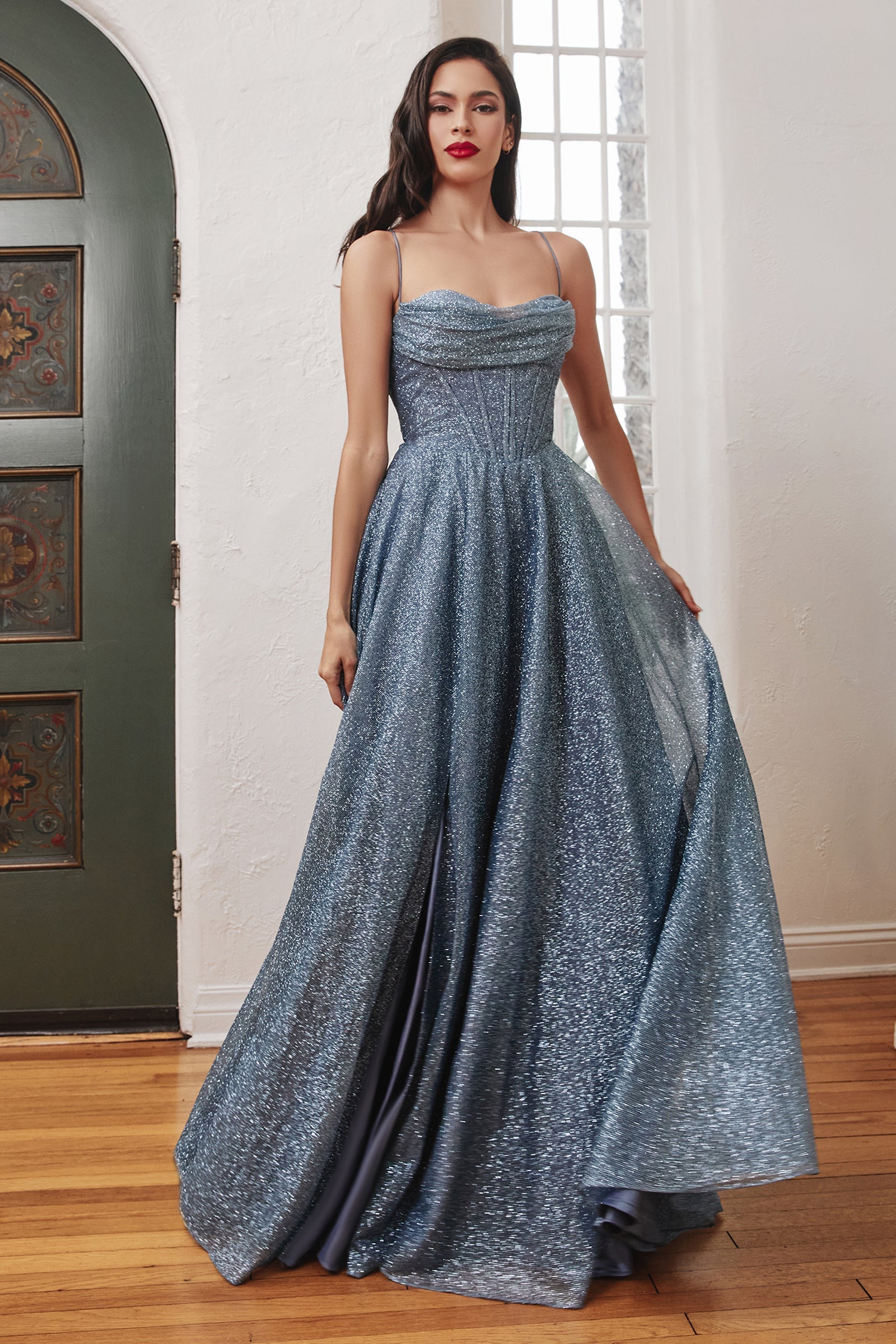 Cinderella Divine CD252: Shimmering Glamour for Unforgettable Moments