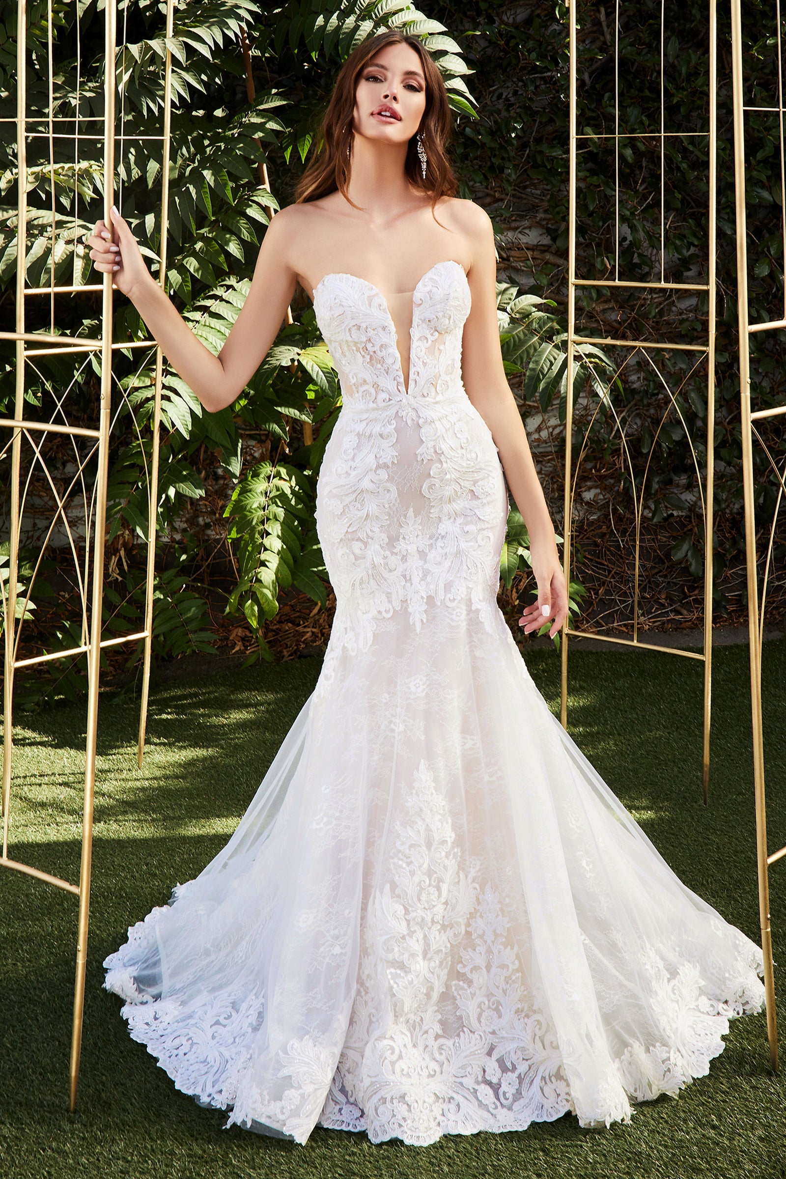 Captivating Bridal Elegance: Cinderella Divine CD928 Wedding Gown