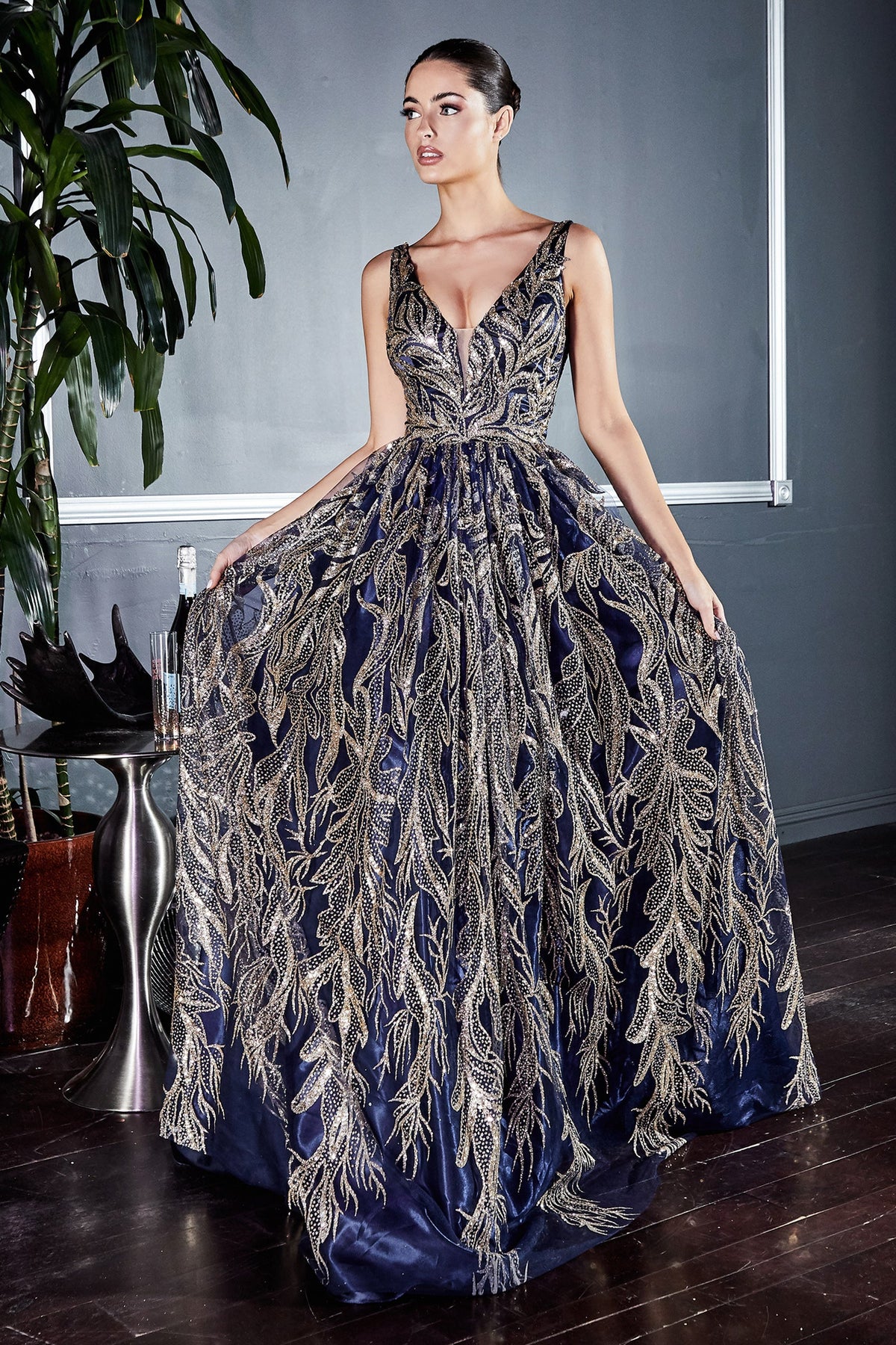 Captivating Glamour: Cinderella Divine J812 for Unforgettable Occasions