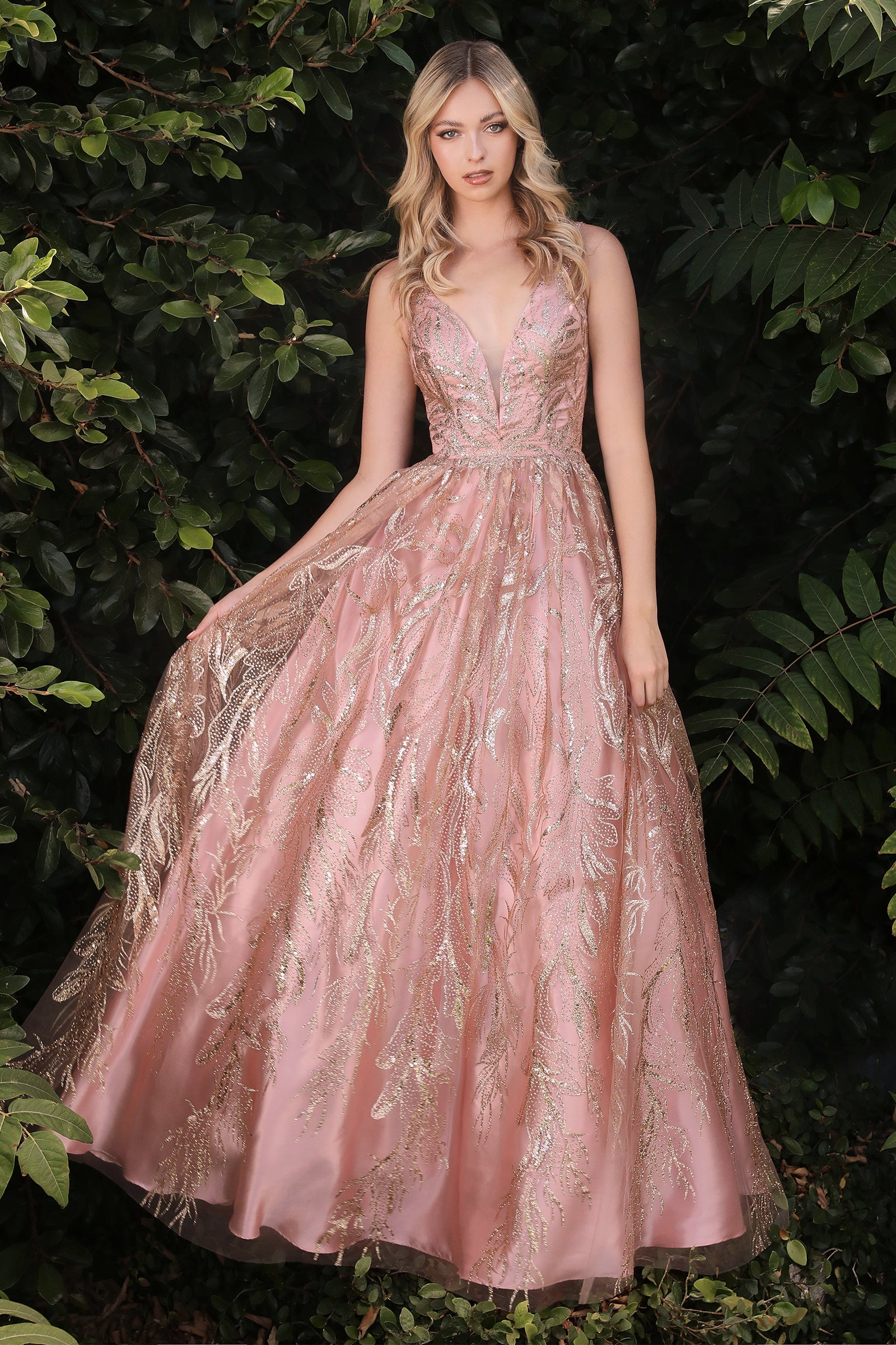 **Cinderella Divine J812: Shimmering Elegance for Unforgettable Occasions**