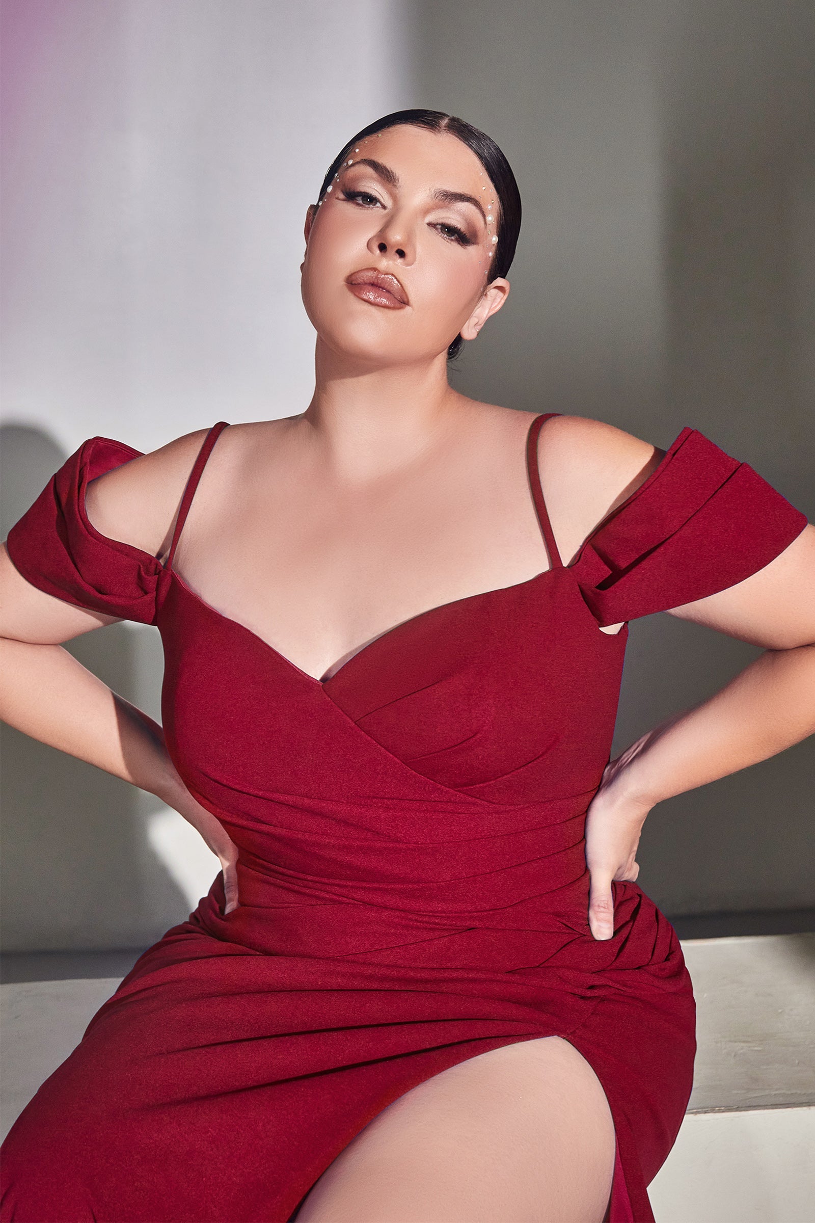 Cinderella Divine's Captivating Gown for Curvy Women: KV1057C