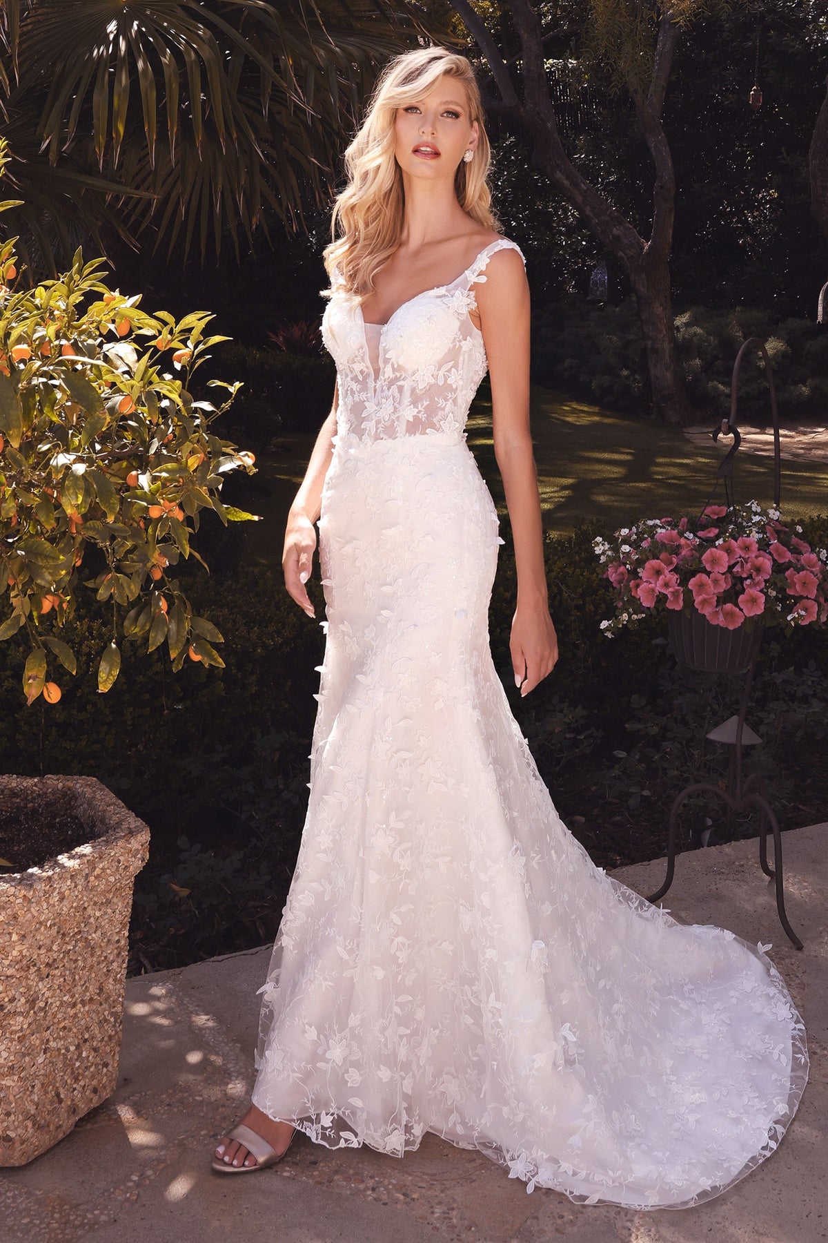 Captivating Elegance: Cinderella Divine TY01 Gown for Unforgettable Occasions